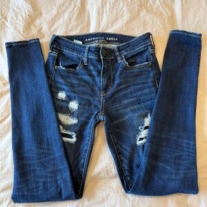 American Eagle Outfitters Women's Ripped Skinny Jeans